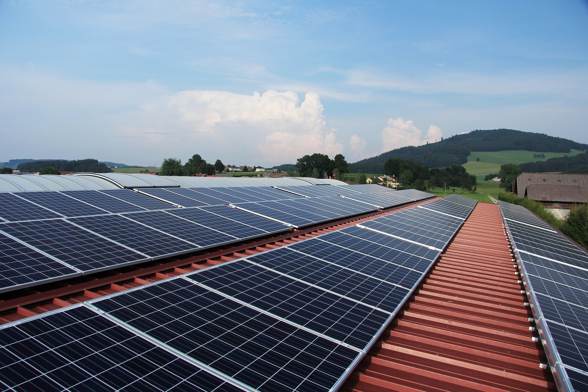 solar installers young
