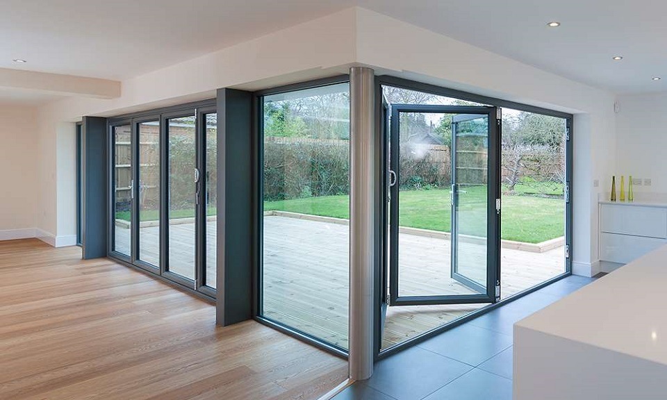 Au-Standard-Aluminum-Bi-Folding-Door-Sliding-Glass-Door-for-Australian-Market