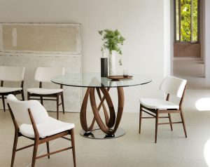 round dining table