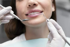 Cosmetic Dentist