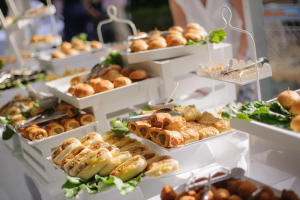 imgi_1_2020-06-23_Catering-1024x683-1-optimized
